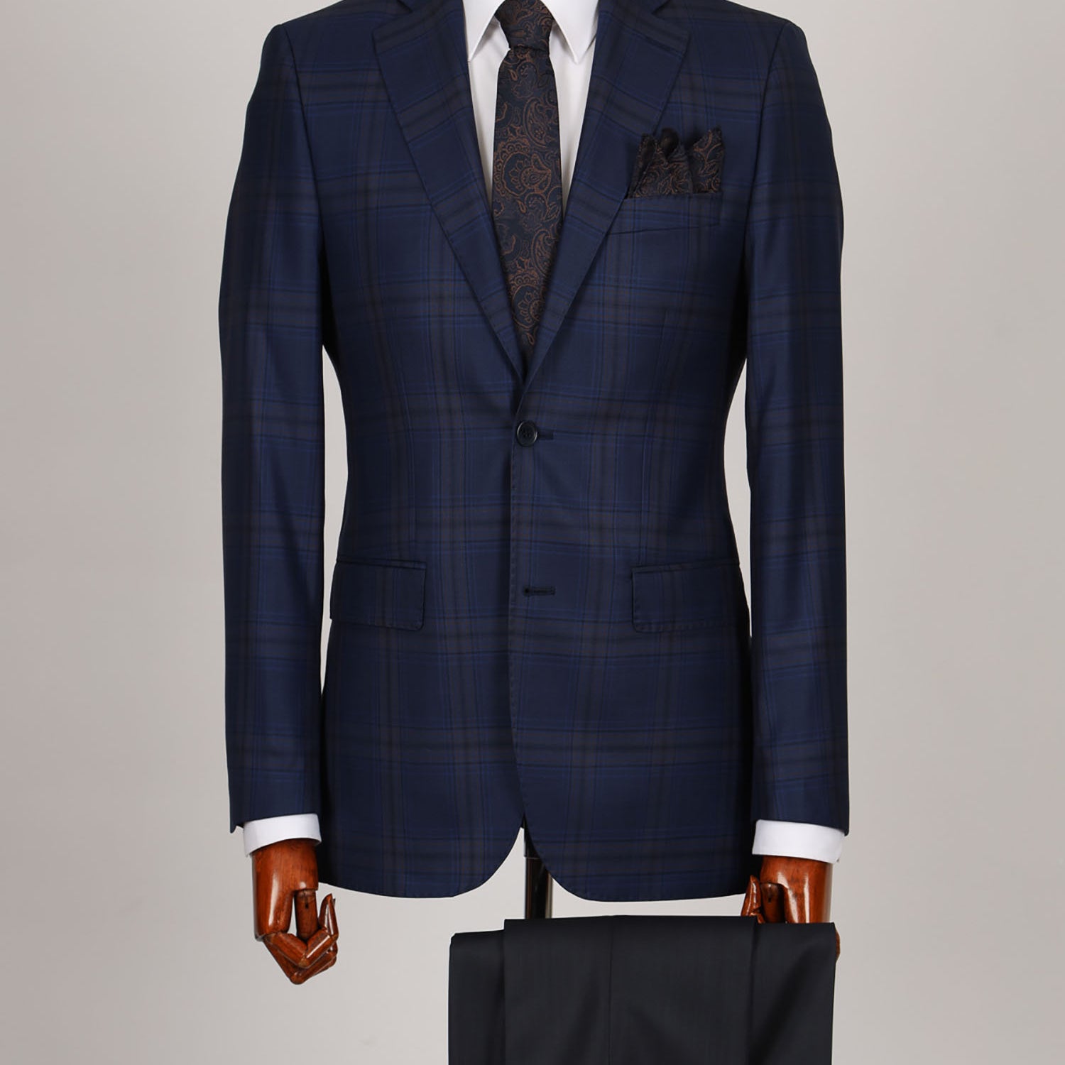 Mid-Slim Two Button Wool Jacket in Checked Design